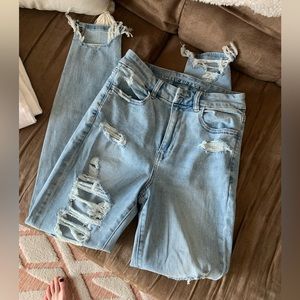 American Eagle Skinny Jeans, worn twice-excellent condition!